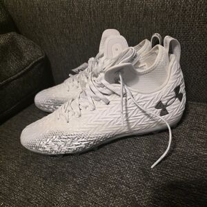 Under Armour White and Gray Cleats Athletic Shoes